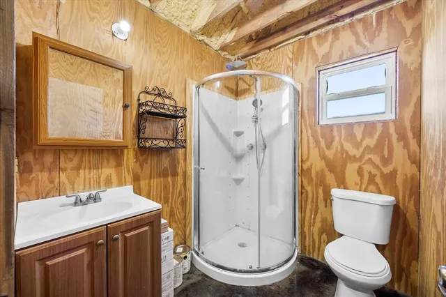 $520,000 | 5512 County Road 1042, Celeste, TX 75423