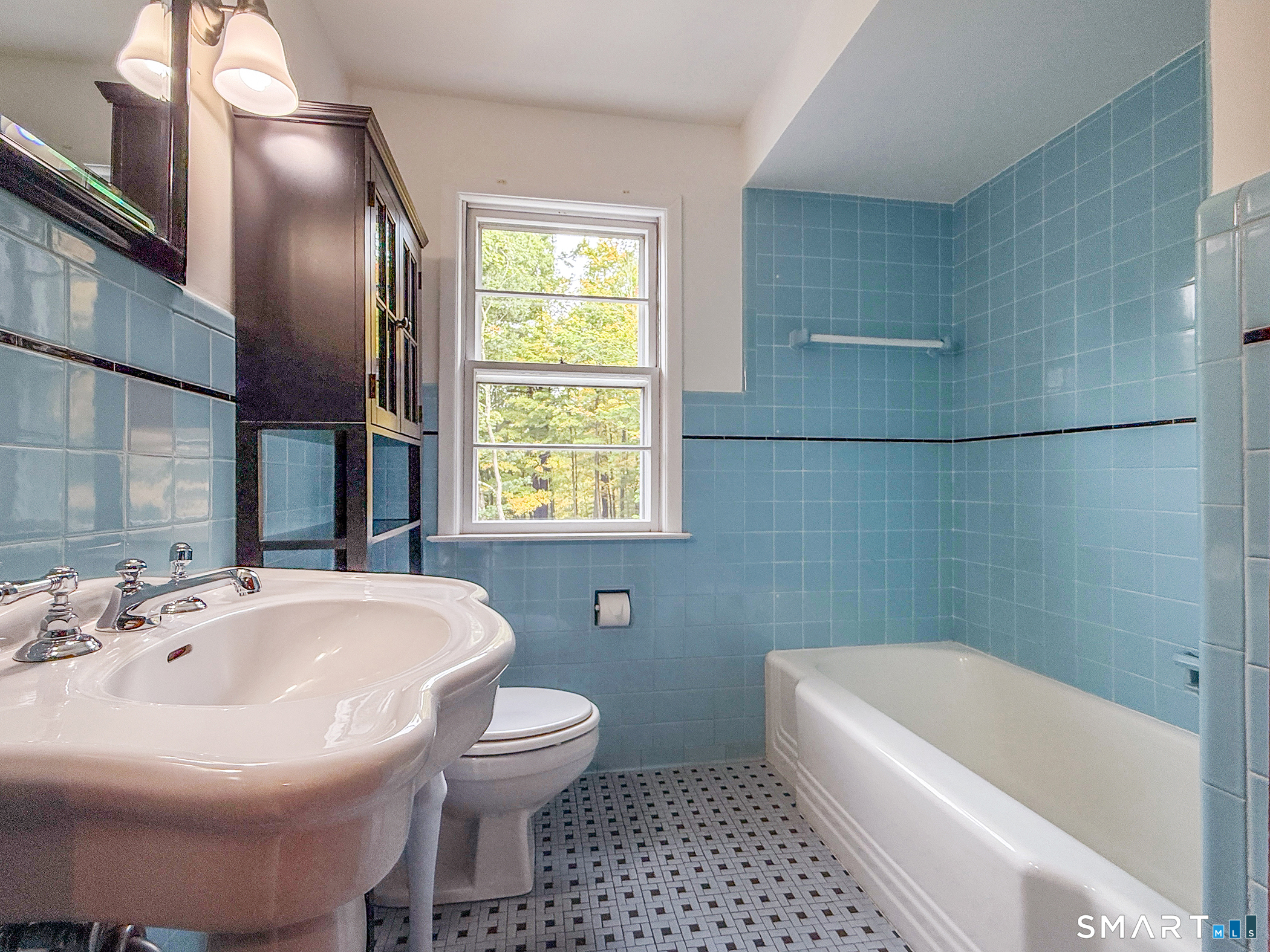 87 Giles Hill Road Redding, CT 06896 - Photo 27 of 37 Gallery Image 27