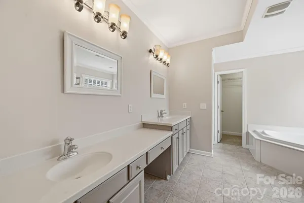 $789,900 | 8116 Madrigal Court, Waxhaw, NC 28173