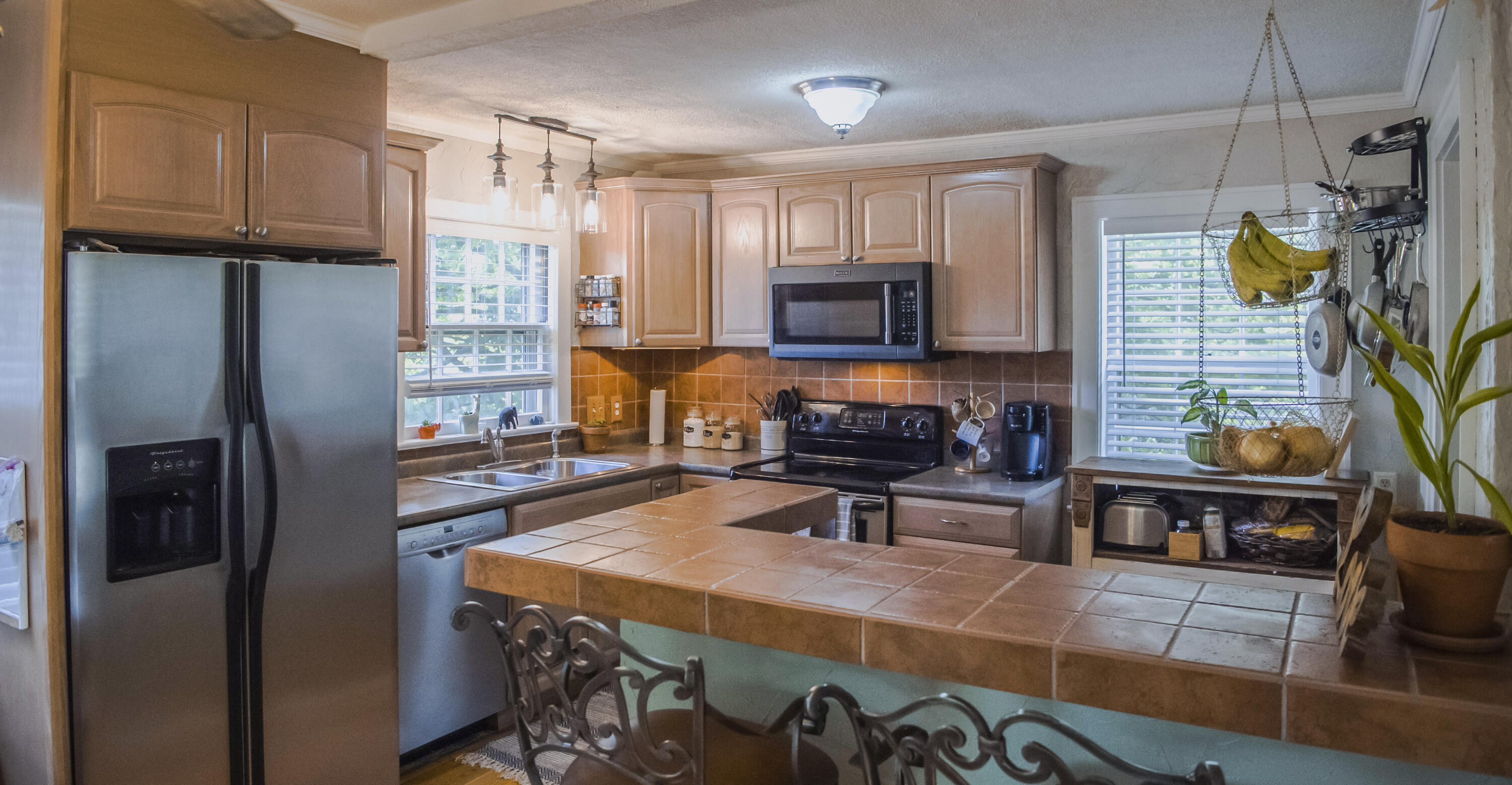 2773 Tillett Road Southwest Roanoke, VA 24015 - Photo 15 of 34 17Kitchen_4