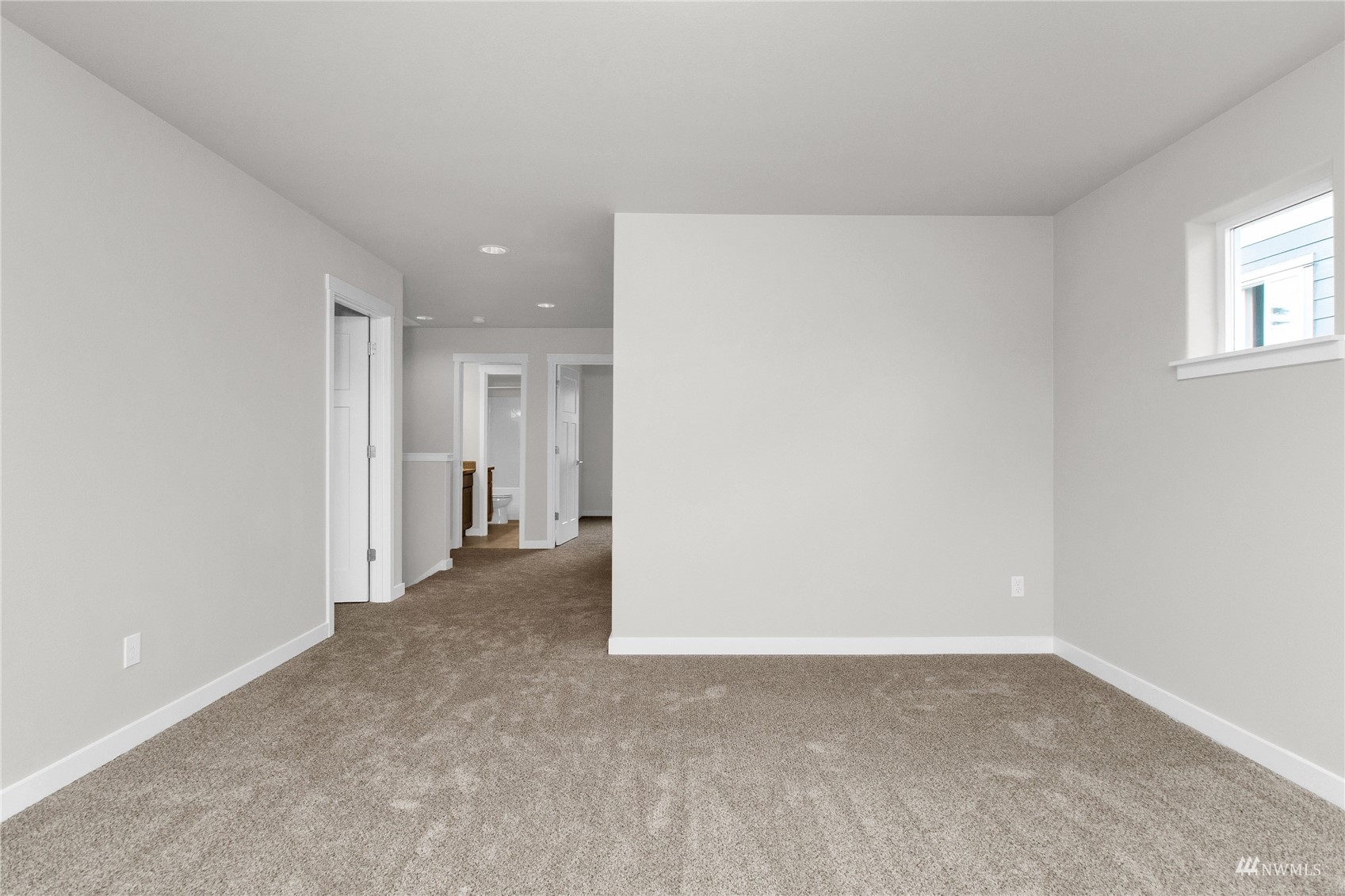 9727 9th Avenue Southeast Lacey, WA 98513 - Photo 19 of 38 a view of empty room