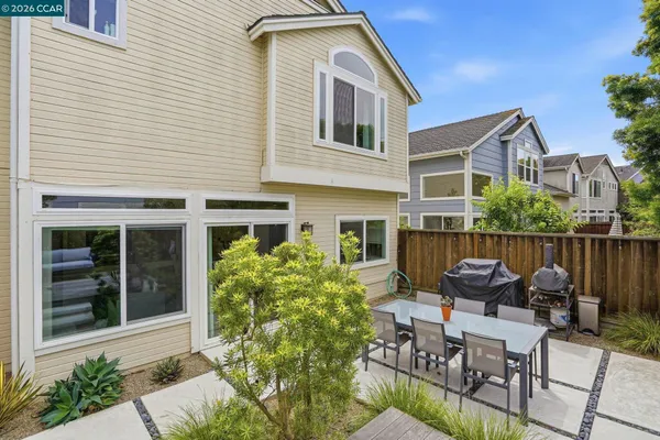 $1,089,000 | 37 Seabreeze Drive, Richmond, CA 94804