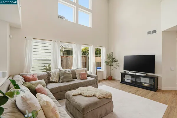 $1,089,000 | 37 Seabreeze Drive, Richmond, CA 94804