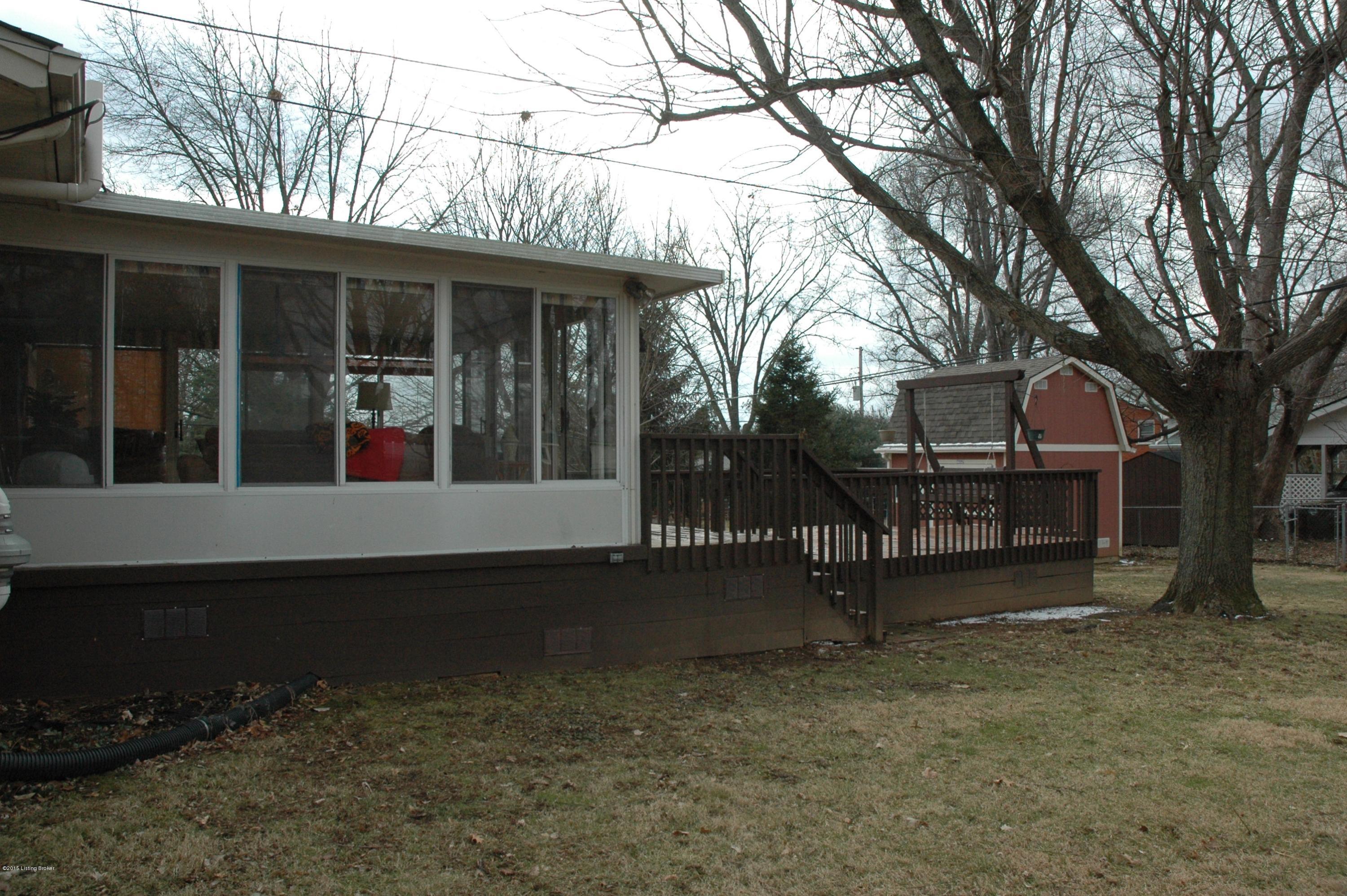 4908 Ulrich Road Jeffersontown, KY 40299 - Photo 31 of 40 Florida Rm and Deck