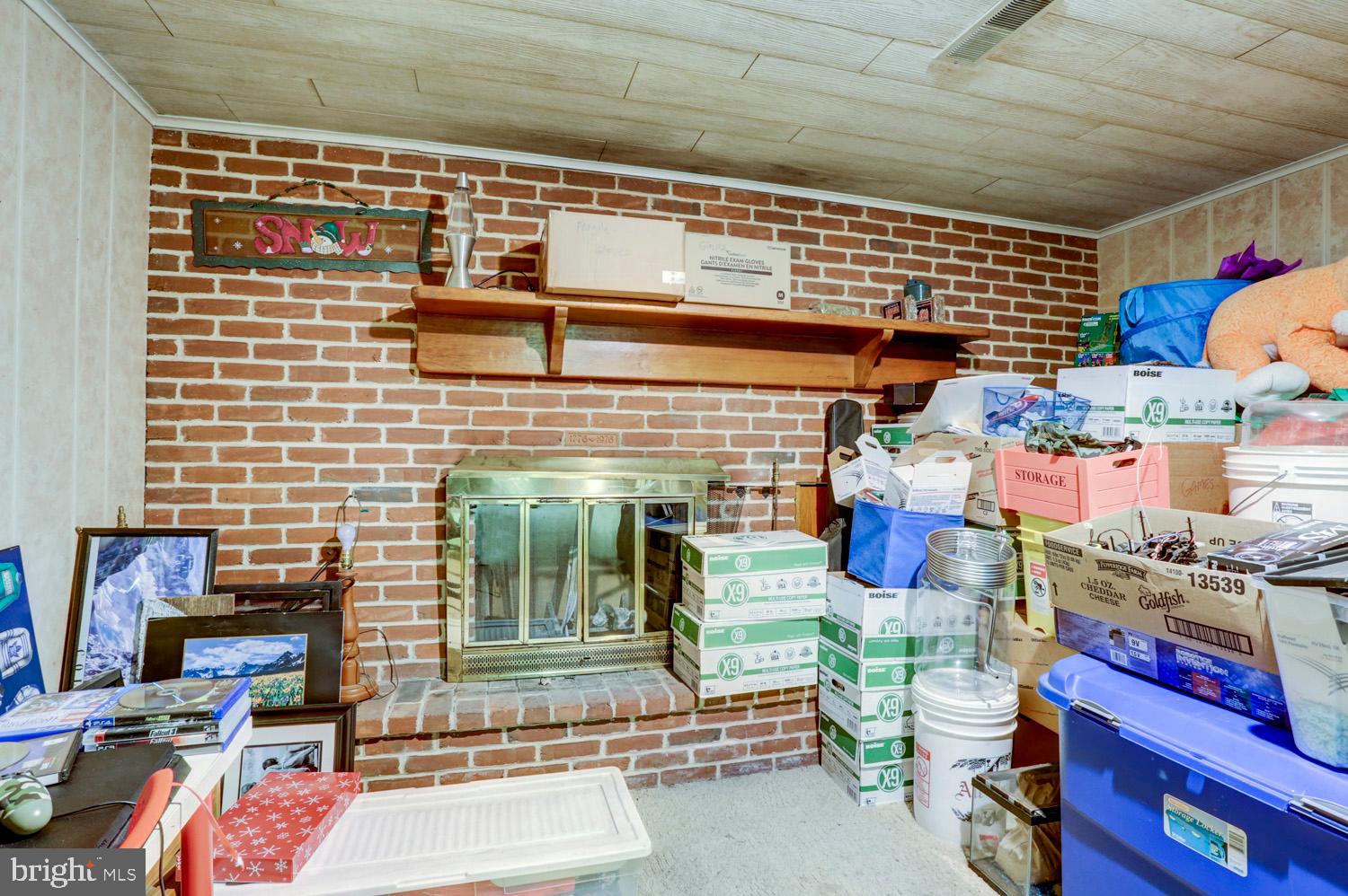321 Lincoln Road Adamstown, PA 17569 - Photo 29 of 48 Huge Family Room with Brick Wood burning Fireplace
