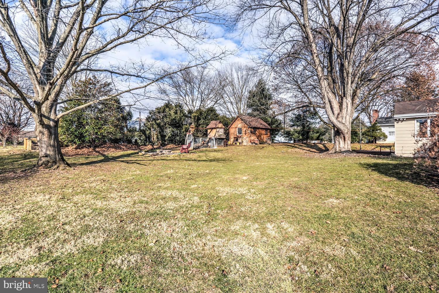 321 Lincoln Road Adamstown, PA 17569 - Photo 35 of 48 Huge backyard