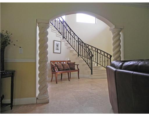 3 Middle Road Stuart, FL 34996 - Photo 5 of 25 a view of entryway and hall