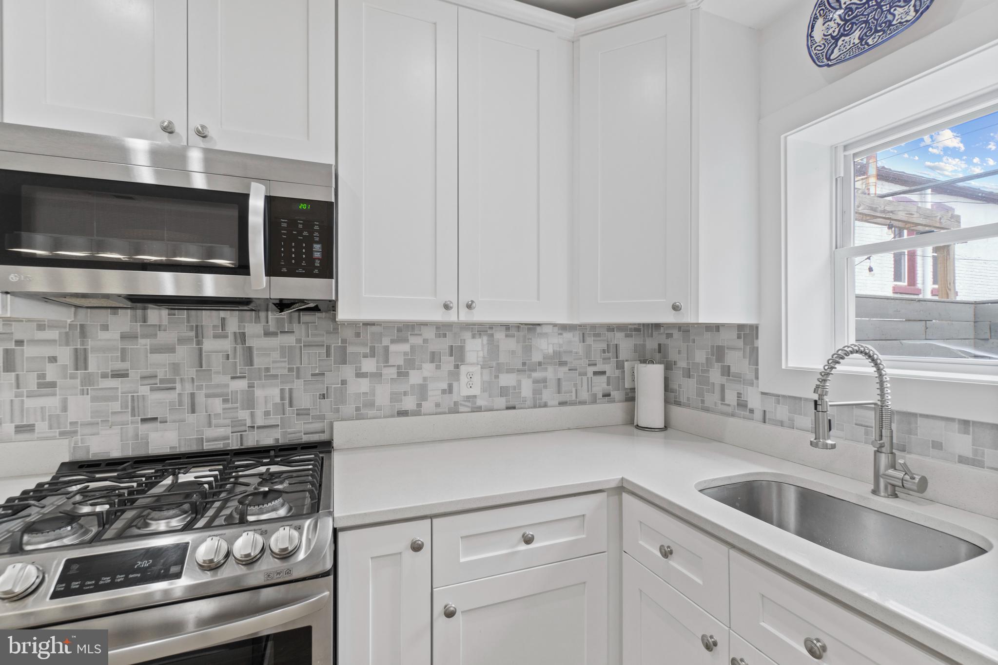 625 8th Street Northeast Washington, DC 20002 - Photo 8 of 40 Gallery Image 8