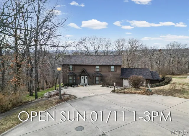 $395,000 | 2796 Brandenberg Lane, St. Louis, MO 63129