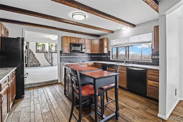 $395,000 | 2796 Brandenberg Lane, St. Louis, MO 63129