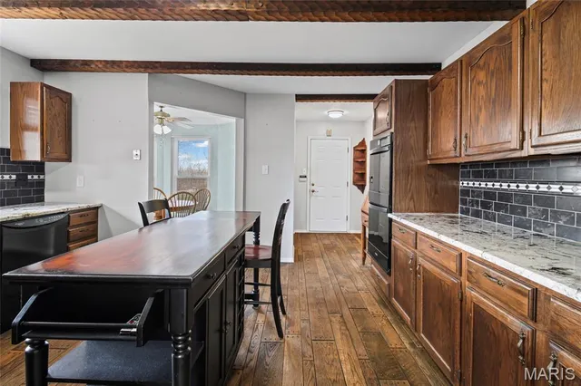 $395,000 | 2796 Brandenberg Lane, St. Louis, MO 63129