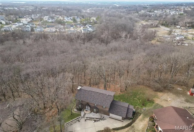 $395,000 | 2796 Brandenberg Lane, St. Louis, MO 63129