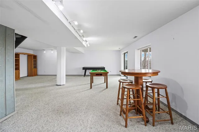 $395,000 | 2796 Brandenberg Lane, St. Louis, MO 63129