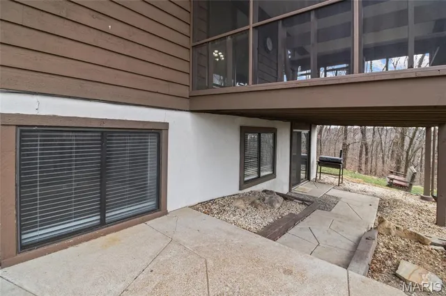 $395,000 | 2796 Brandenberg Lane, St. Louis, MO 63129