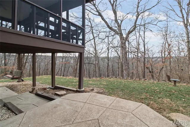 $395,000 | 2796 Brandenberg Lane, St. Louis, MO 63129