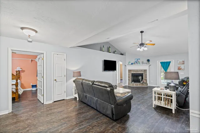 $370,000 | 1927 Sparrow Lane, Navarre, FL 32566