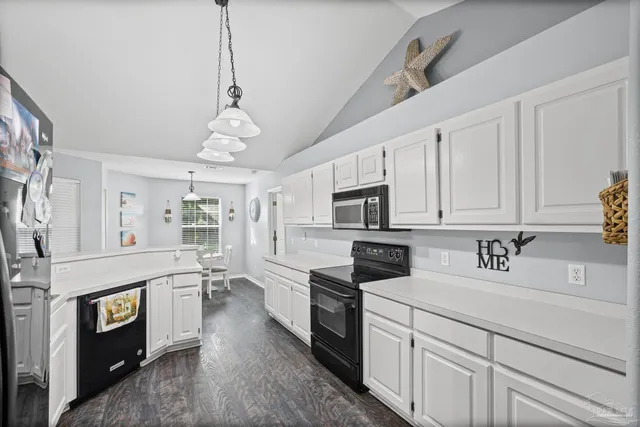 $370,000 | 1927 Sparrow Lane, Navarre, FL 32566