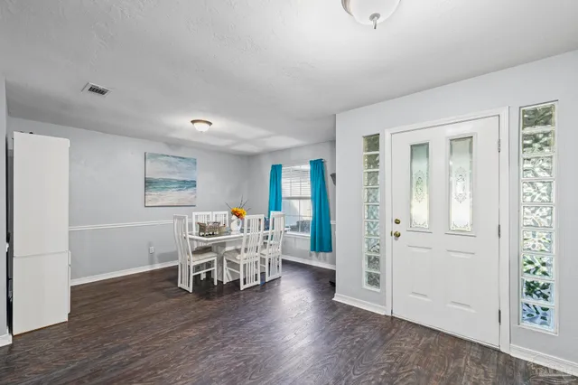 $370,000 | 1927 Sparrow Lane, Navarre, FL 32566