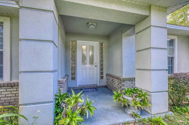 $370,000 | 1927 Sparrow Lane, Navarre, FL 32566