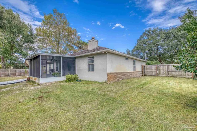 $370,000 | 1927 Sparrow Lane, Navarre, FL 32566