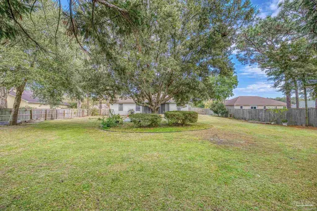 $370,000 | 1927 Sparrow Lane, Navarre, FL 32566