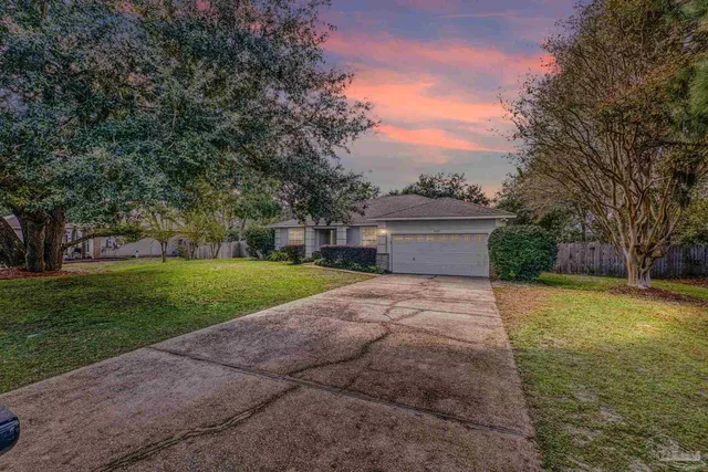 $370,000 | 1927 Sparrow Lane, Navarre, FL 32566