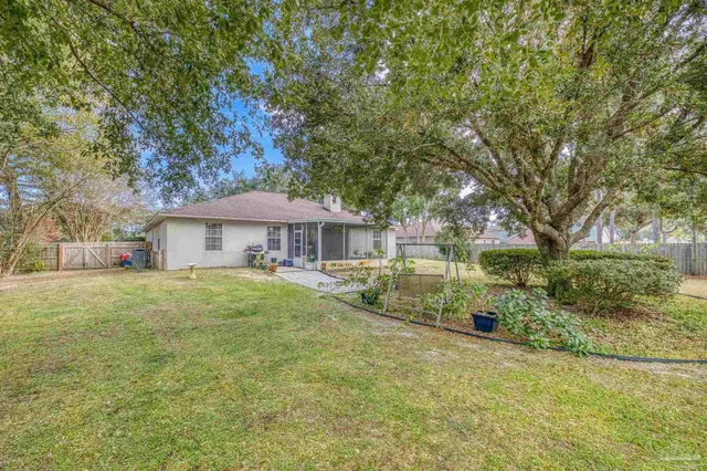 $370,000 | 1927 Sparrow Lane, Navarre, FL 32566