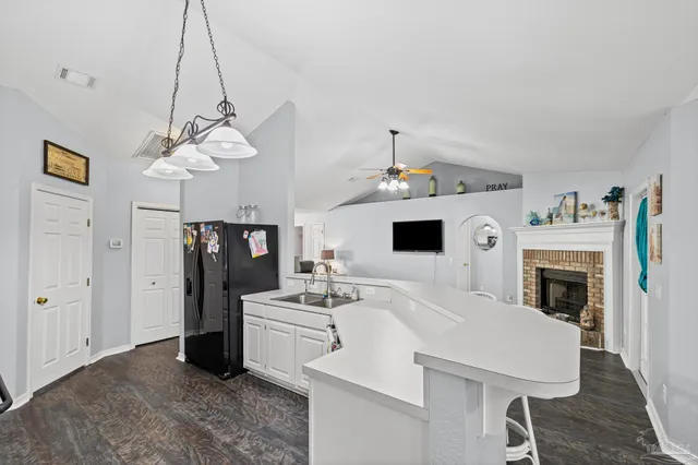 $370,000 | 1927 Sparrow Lane, Navarre, FL 32566