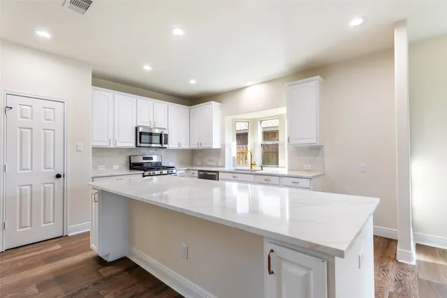 $430,000 | 25605 Peppermill Creek Drive, Porter, TX 77365