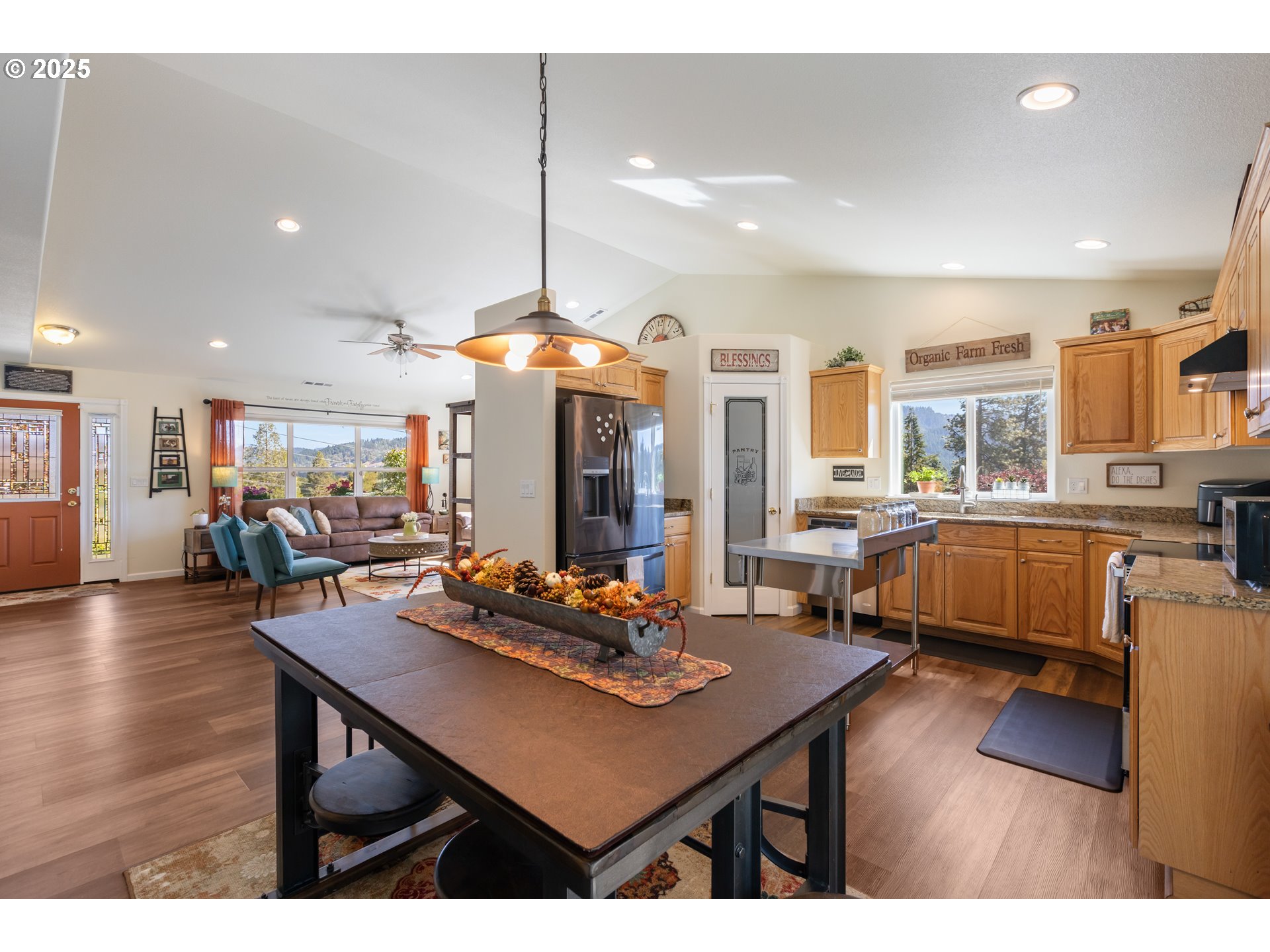 530 Tanglewood Street Sutherlin, OR 97479 - Photo 13 of 47