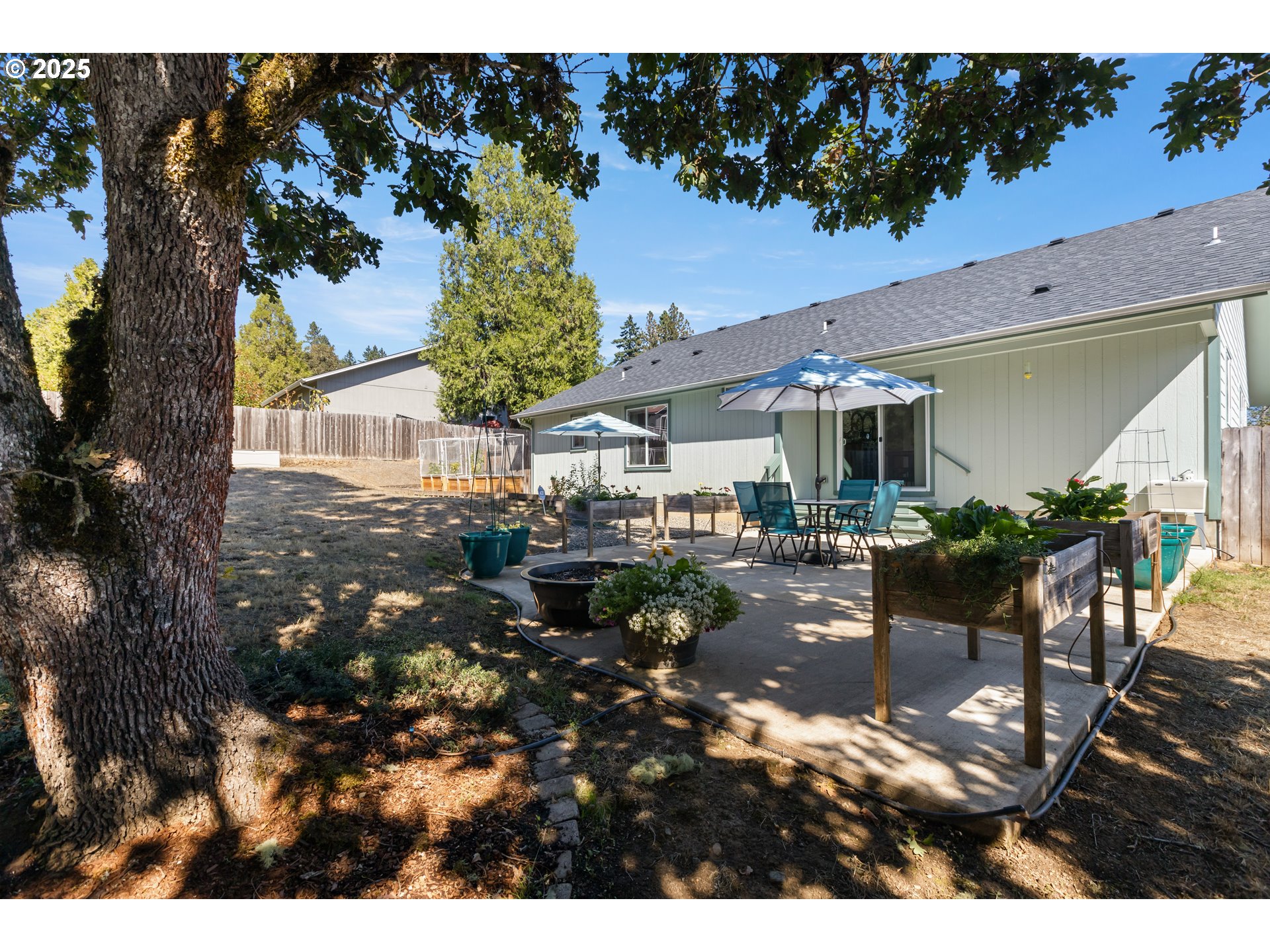 530 Tanglewood Street Sutherlin, OR 97479 - Photo 38 of 47