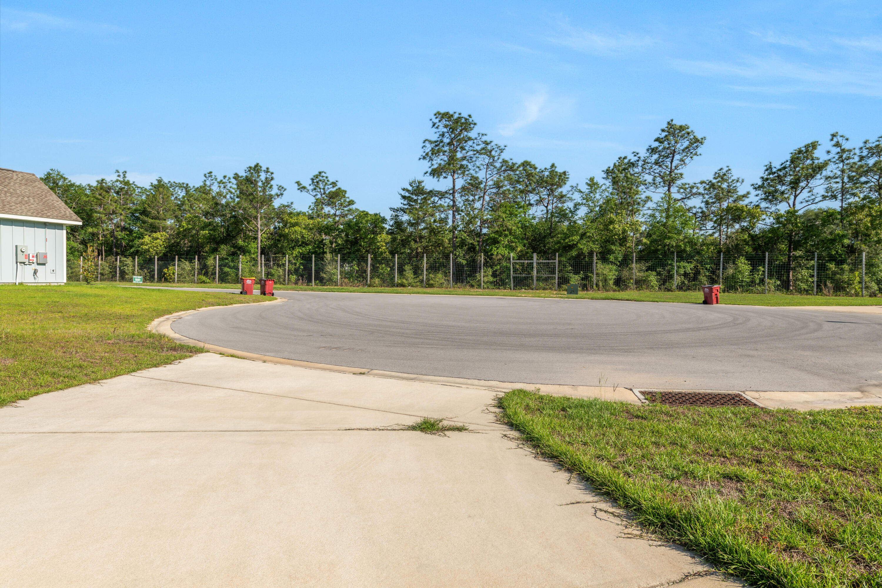 161 Blooming Cove Crestview, FL 32539 - Photo 3 of 23 _D851933