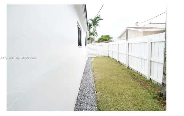 $5,950 | 5260 Southwest 4th Court, Plantation, FL 33317