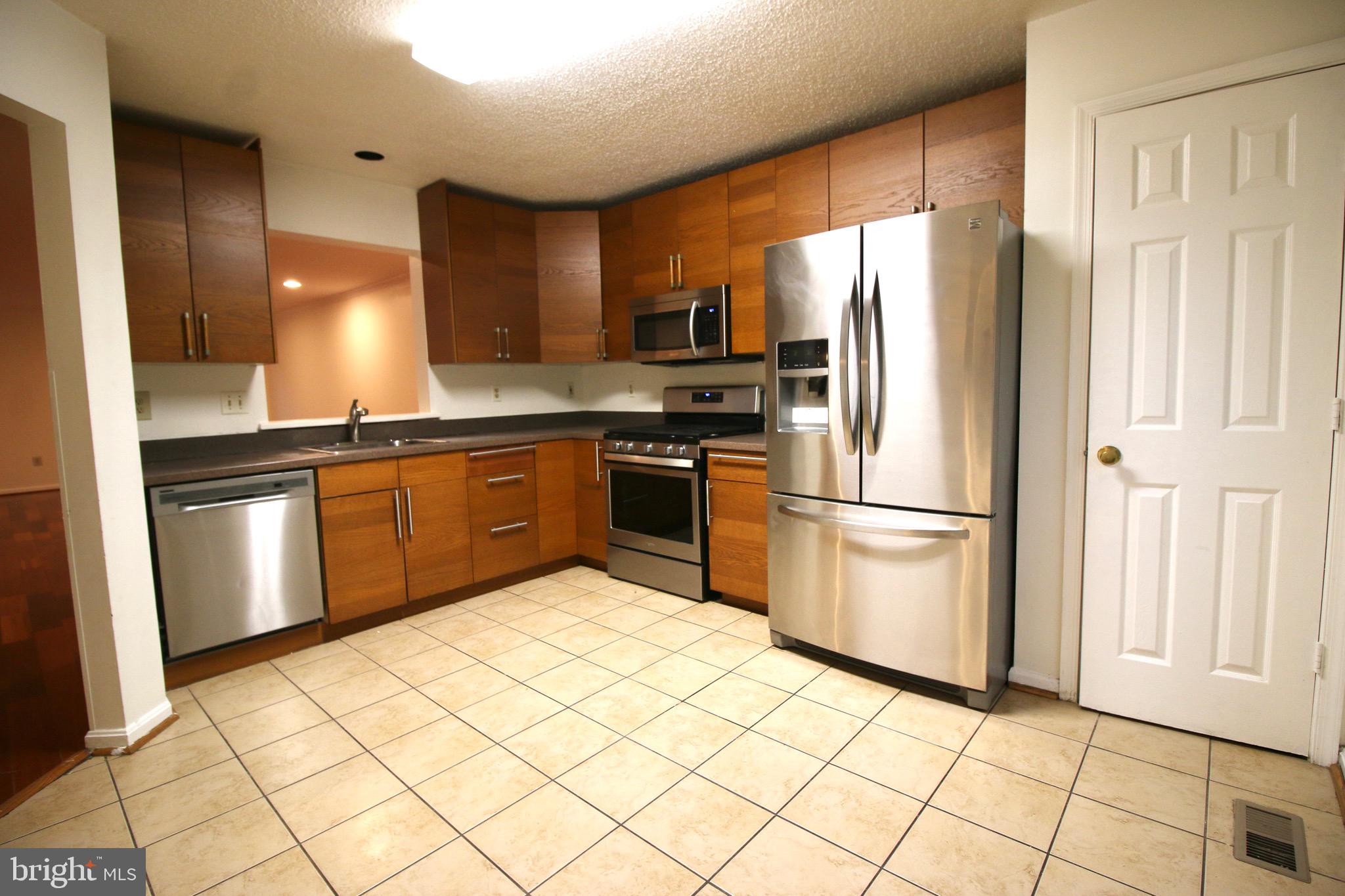 2602 Telluride Place Silver Spring, MD 20906 - Photo 8 of 30 Gallery Image 8