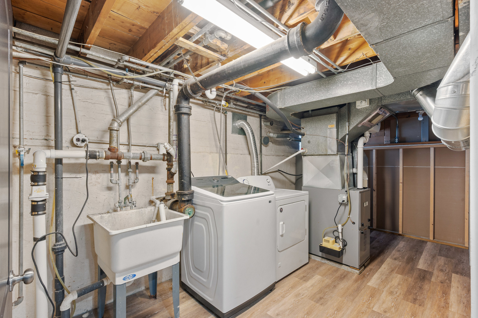 12943 South Manistee Avenue Chicago, IL 60633 - Photo 26 of 30