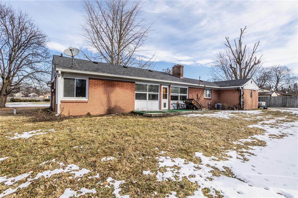 95 East Roberts Road Indianapolis, IN 46227 - Photo 25 of 26 Gallery Image 25