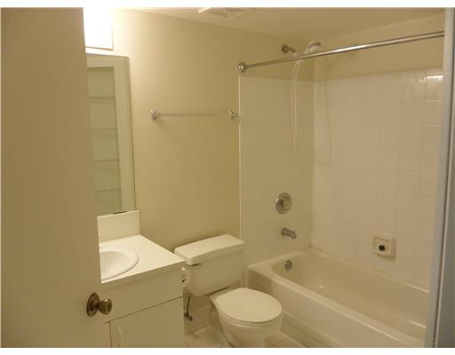 450 South Park Road, Unit 5206 Hollywood, FL 33021 - Photo 7 of 14 Exterior Front