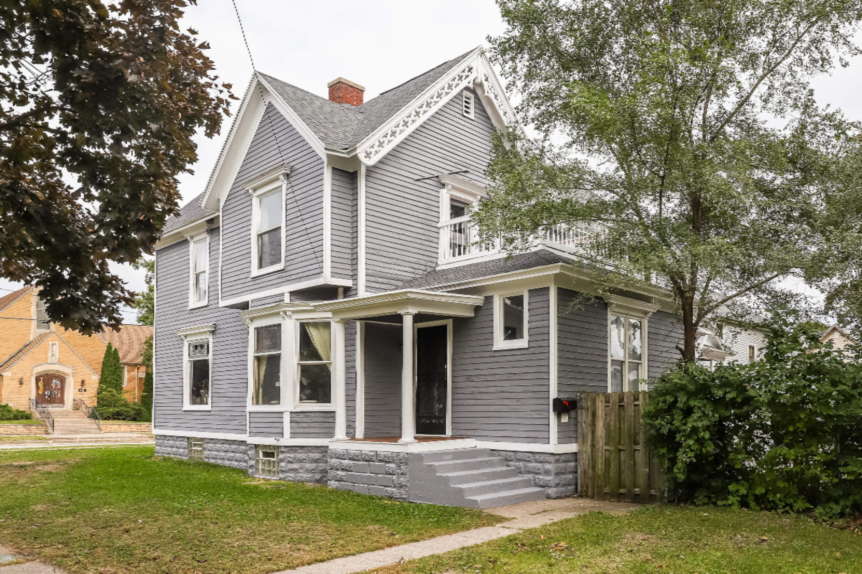 1219 Ransom Street Muskegon, MI 49442 - Photo 38 of 46 045-photo-side-view-6334994