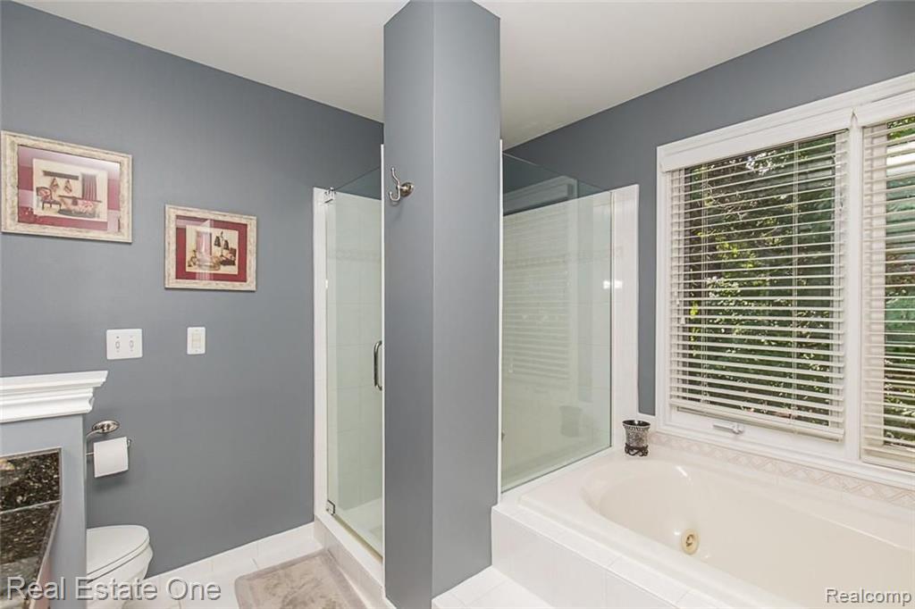 582 Bloomer Ridge Drive Rochester, MI 48307 - Photo 20 of 34