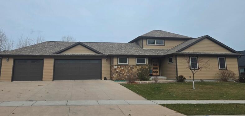 576 Trail Ridge Ln