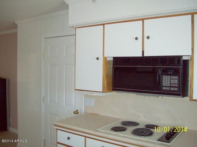5521 East Decatur Street Mesa, AZ 85205 - Photo 6 of 19 Kitchen Appliances