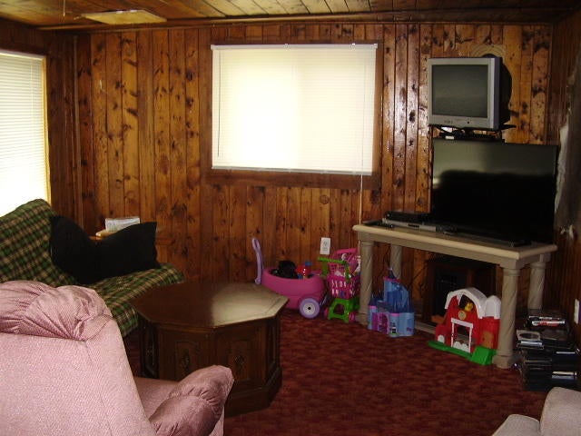 819 Deeter Road Lewiston, MI 49756 - Photo 3 of 10 Gallery Image 3