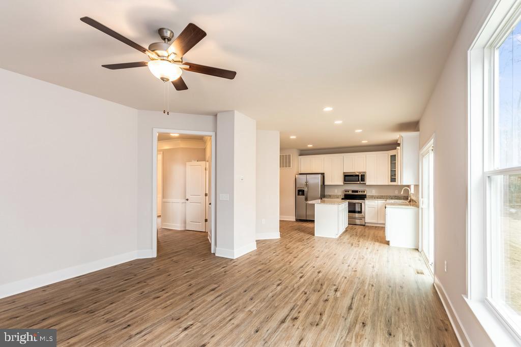 359 Ferry Road Fredericksburg, VA 22405 - Photo 6 of 30 Gallery Image 6