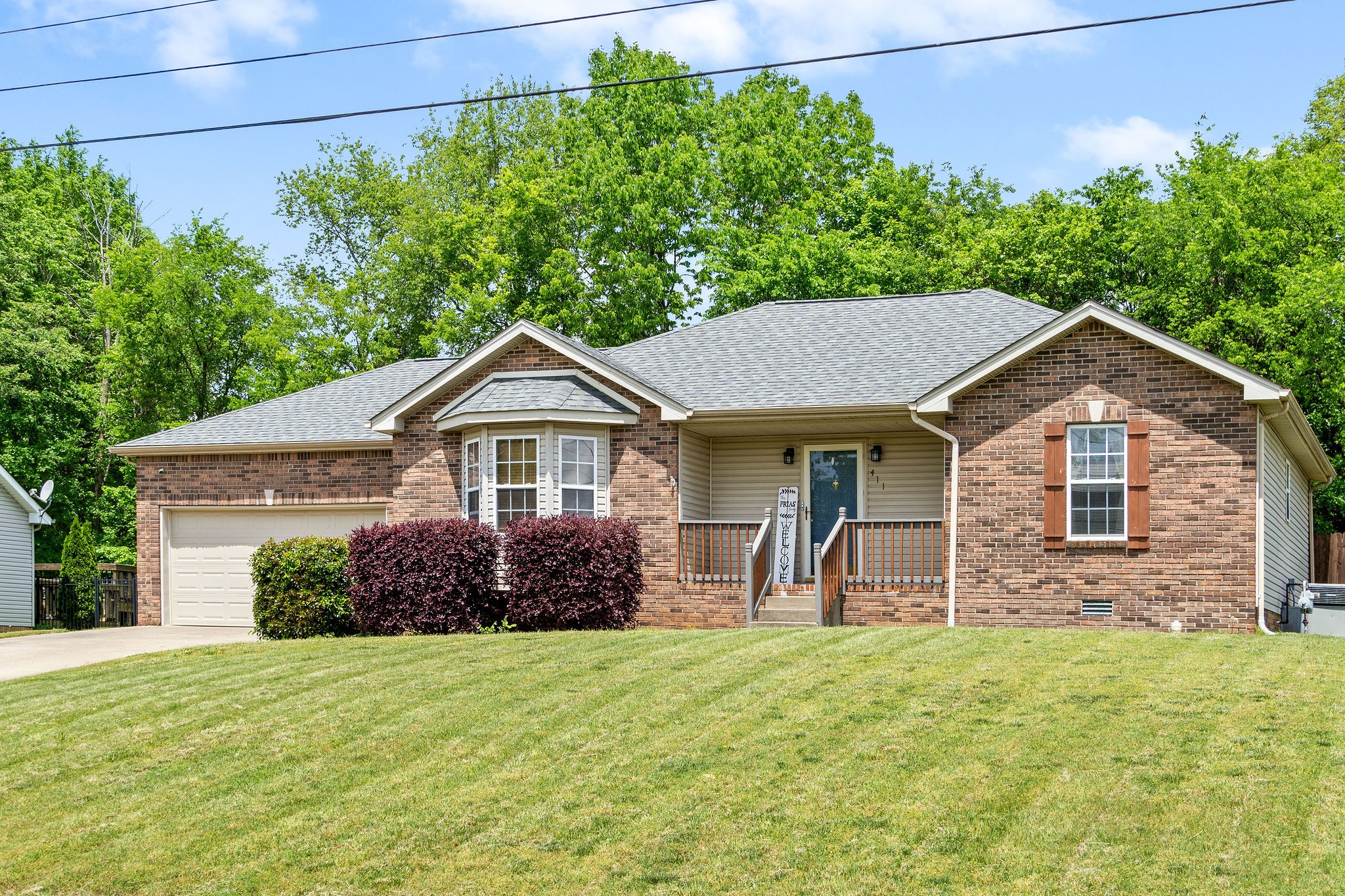 411 Bonny Castle Road Clarksville, TN 37040 - Photo 2 of 25 Gallery Image 2