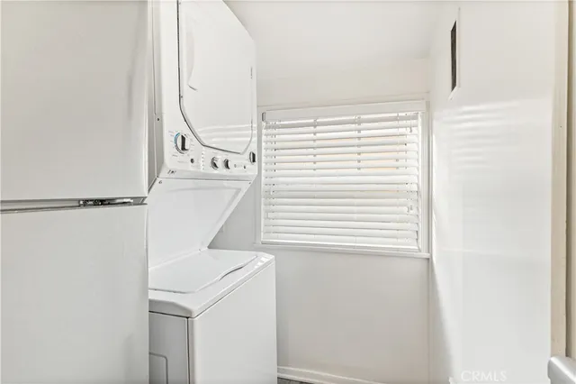 $1,325,000 | 2123 Crescent Montrose Ca, Montrose, CA 91020