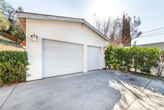 $1,325,000 | 2123 Crescent Montrose Ca, Montrose, CA 91020