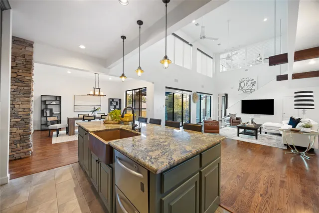 $1,295,000 | 1106 Timbergrove Lane, Houston, TX 77008