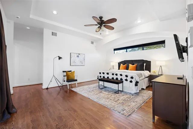 $1,295,000 | 1106 Timbergrove Lane, Houston, TX 77008