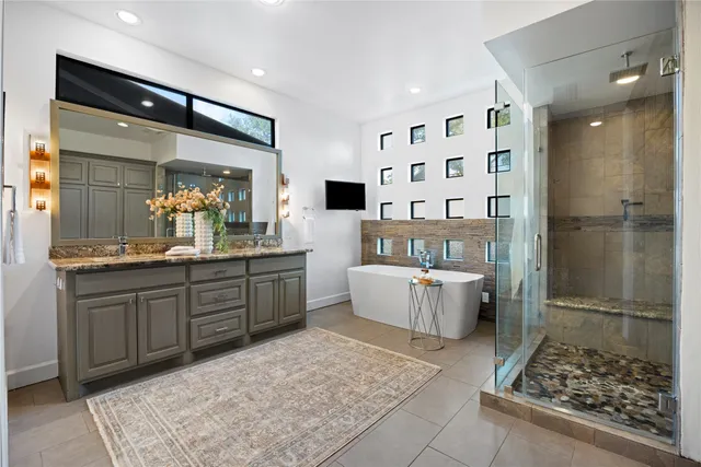 $1,295,000 | 1106 Timbergrove Lane, Houston, TX 77008