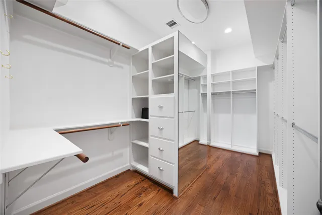 $1,295,000 | 1106 Timbergrove Lane, Houston, TX 77008